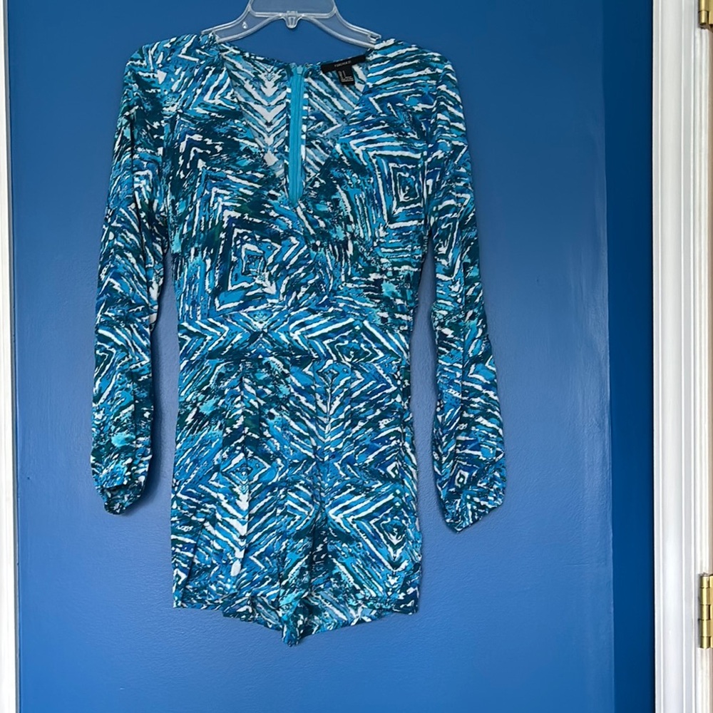 Blue and White Patterned Long Sleeve Romper size small